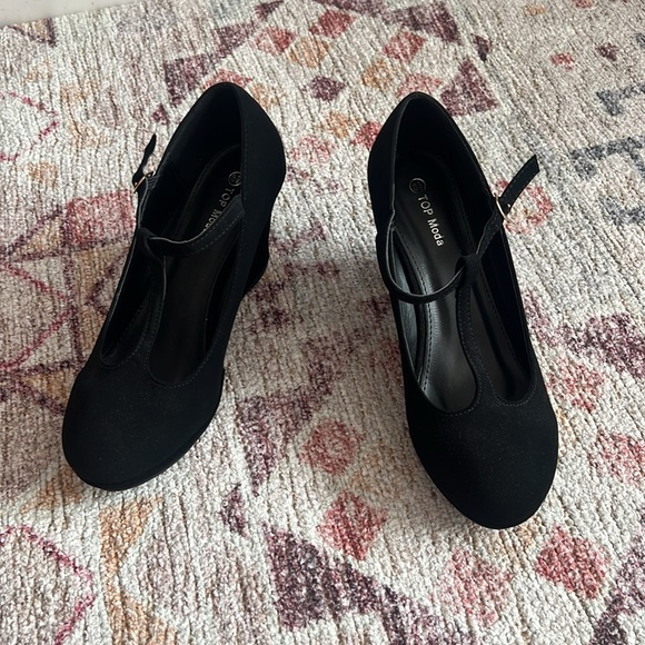 Wedge T Strap Black Soft Top Moda Size 8.5 - Picture 14 of 16